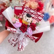 Gradution Classic Bouquet – Artificial Flowers (Medium Size)