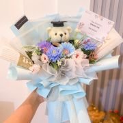 Gradution Classic Bouquet – Artificial Flowers (Medium Size)