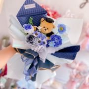 Gradution Luxe Bouquet – Artificial Flowers (Medium Size)