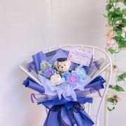 Gradution Classic Bouquet – Artificial Flowers (Medium Size)