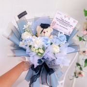 Gradution Classic Bouquet – Artificial Flowers (Medium Size)