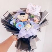 Gradution Classic Bouquet – Artificial Flowers (Medium Size)
