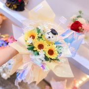 Gradution Luxe Bouquet – Artificial Flowers (Medium Size)